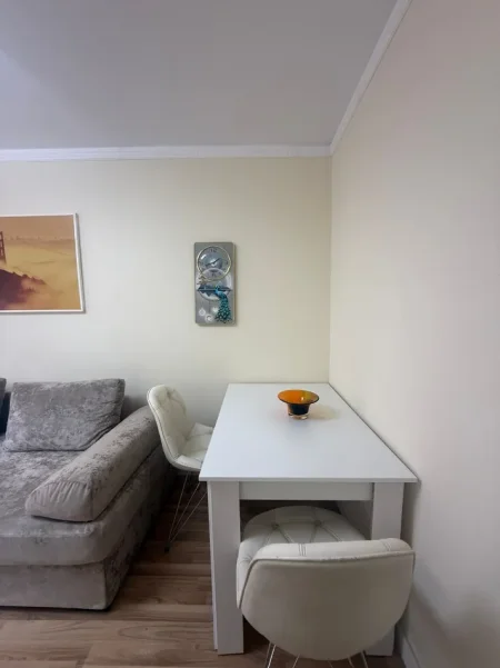 Tirane, jepet me qera apartament 1+1 Kati 2, 60 m² 550 € (Stadiumi Dinamo)