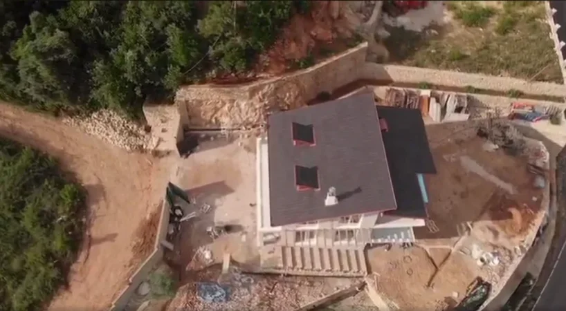 Tirane, shitet nga Pronari, pa-komision Vile 3 Katshe Kati 2, 375 m² 697.000 € (rruga e dajtit)
