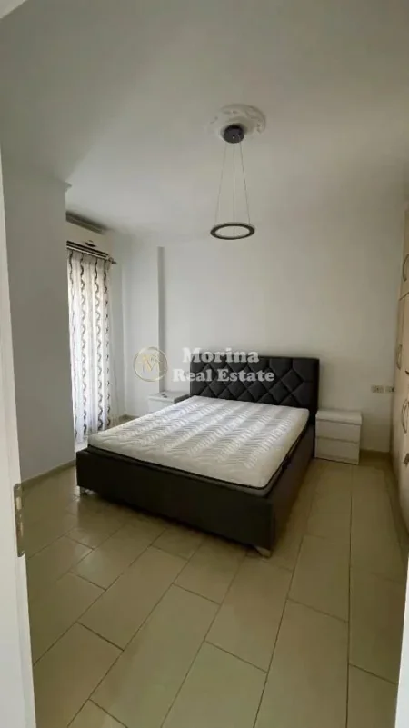 Tirane, jepet me qera apartament 1+1 Kati 4, 70 m² 800 € (Rruga E Kavajes)