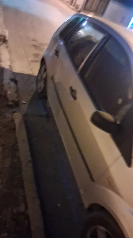 Tirane, shes makine Ford fiesta Benzin+Gaz, gri metalizato manuale Kondicioner 330.000 km 1.250 €