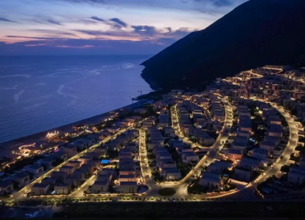 Vlore, shitet Vile 3+1 , 279 m² 1.230.000 € (Green Coast 2, Dhërmi, Vlorë)