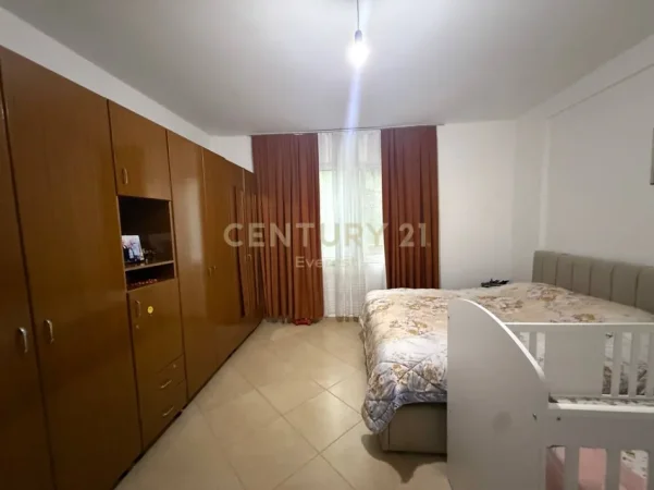 Tirane, shitet apartament 2+1 Kati 1, 105 m² 113.000 € 