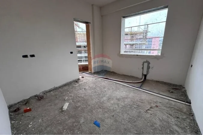 Tirane, shitet apartament , 111 m² 148.999 € 