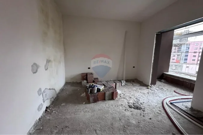 Tirane, shitet apartament , 68 m² 81.729 € 