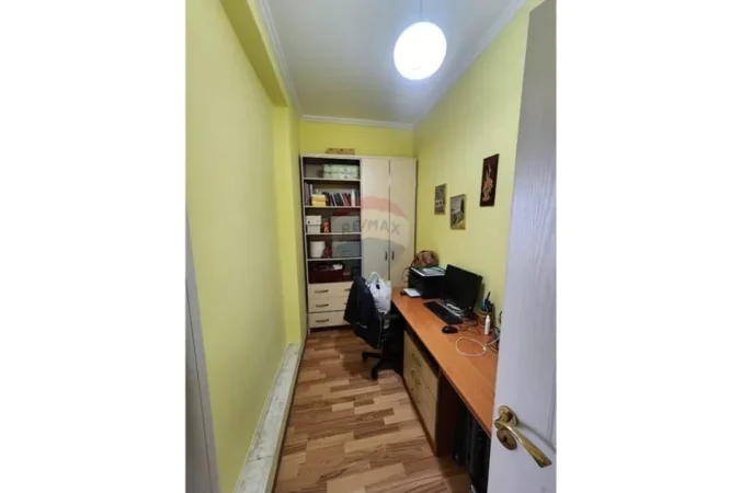 Tirane, shitet apartament , 134 m² 227.000 € 