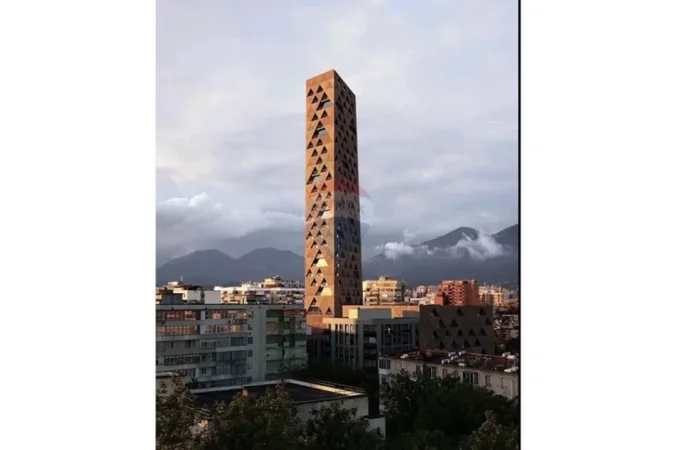 Tirane, shitet apartament , 191 m² 334.425 € 