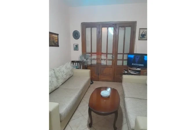 Tirane, shitet apartament , 103 m² 170.000 € 