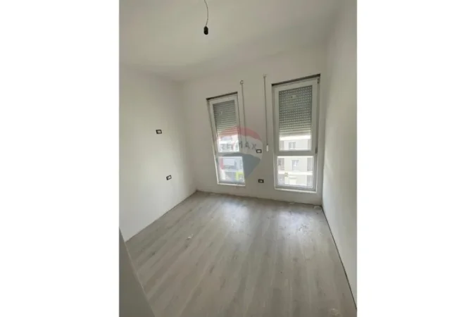 Tirane, shitet apartament duplex , 86 m² 112.000 € (Univers City)