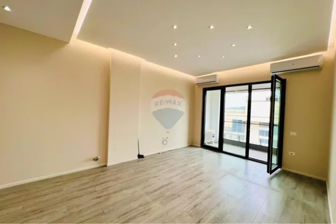 Tirane, shitet apartament , 121 m² 339.000 € 