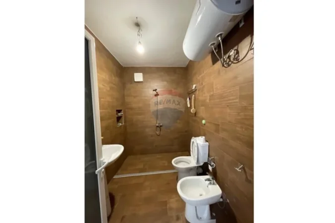 Tirane, shitet apartament , 106 m² 199.000 € 