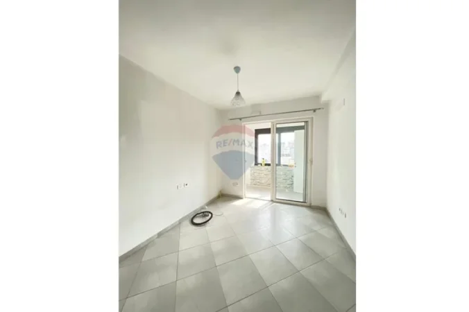 Tirane, shitet apartament , 106 m² 199.000 € 