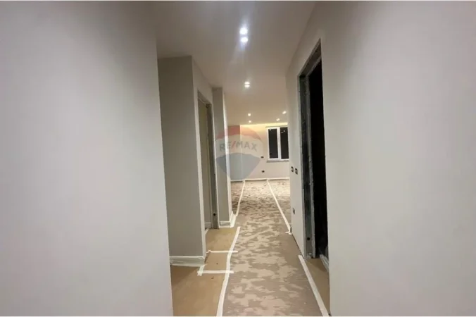 Tirane, shitet apartament , 143 m² 400.001 € 