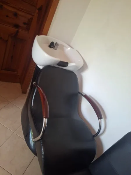 Fier, shes Mobilje biznesi berberante 1.500 €