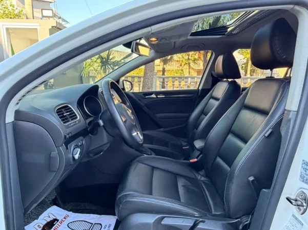 Fier, shes makine VW GOLF 6-2.0 DIESEL-AUTOMATIK-FULL OPTIONS SAPO ARDHUR-ME DOGAN- Nafte, e bardhë automatik Klima 217.000 km 6.500 €