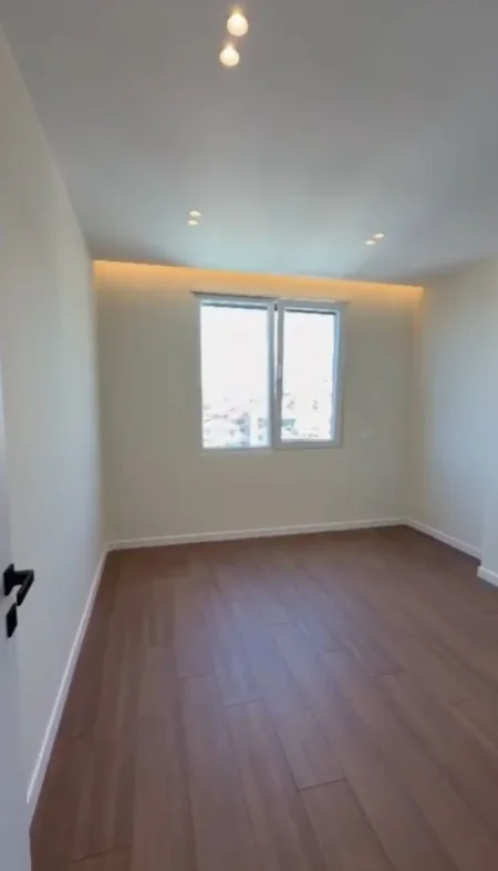 Tirane, shitet apartament 2+1 Kati 5, 79 m² 235.000 € (Materniteti i Ri, Tiranë)