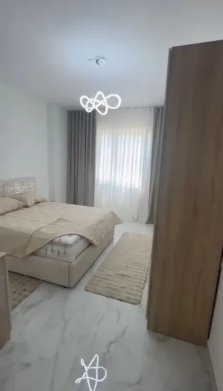 Tirane, jepet me qera apartament 2+1 , 120 m² 600 € 