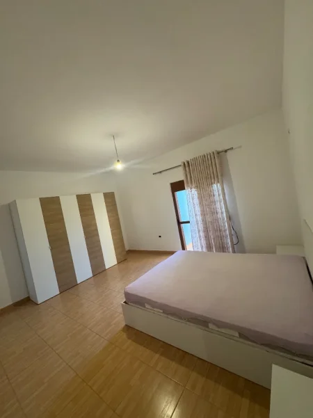 Tirane, jepet me qera apartament 2+1 Kati 3, 120 m² 470 € (Siri kodra)