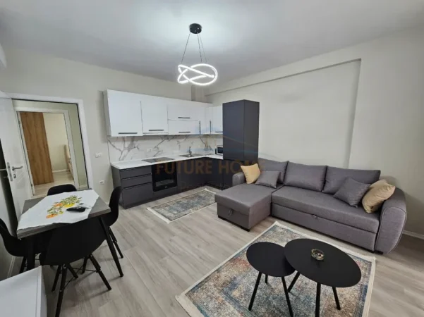 Tirane, jepet me qera apartament 2+1 Kati 7, 99 m² 800 € (RRUGA E DURRESIT)