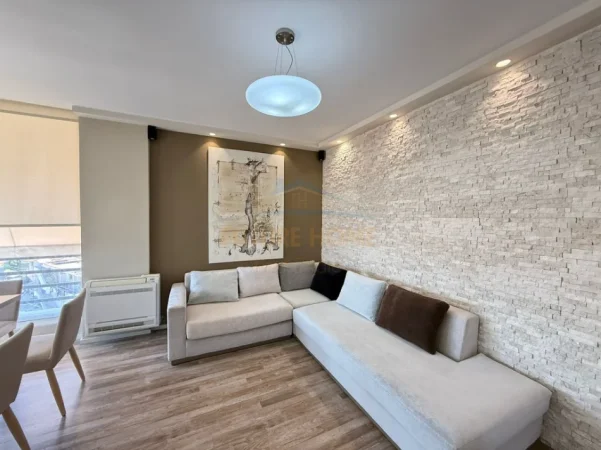 Tirane, shitet apartament 2+1 Kati 4, 125 m² 220.000 € (SELITE)