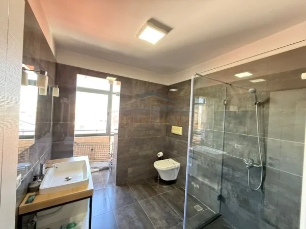 Tirane, shitet apartament 2+1 Kati 4, 125 m² 220.000 € (SELITE)