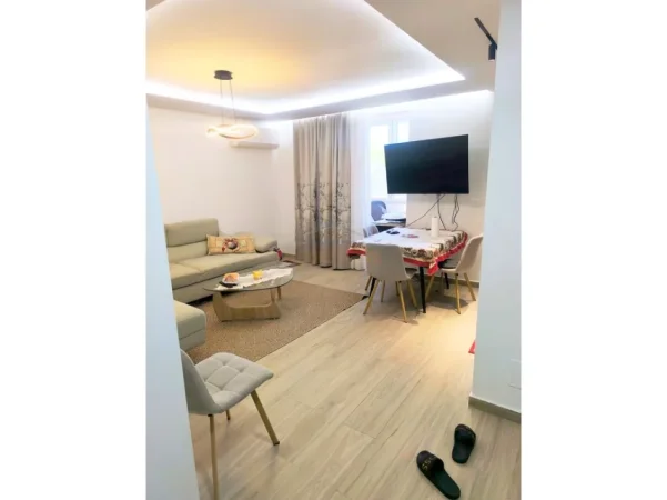Tirane, shitet apartament 2+1 Kati 2, 78 m² 220.000 € (BRRYLI)