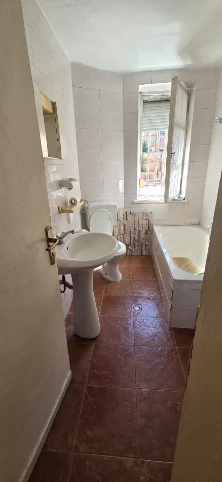 Tirane, shitet apartament 2+1 Kati 2, 72 m² 193.000 € (Myslym Shyri tek Ish Ekspozita)