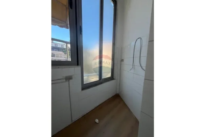 Tirane, jepet me qera , 70 m² 1.200 € 