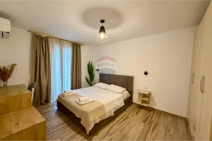 Tirane, jepet me qera apartament , 70 m² 837 € 
