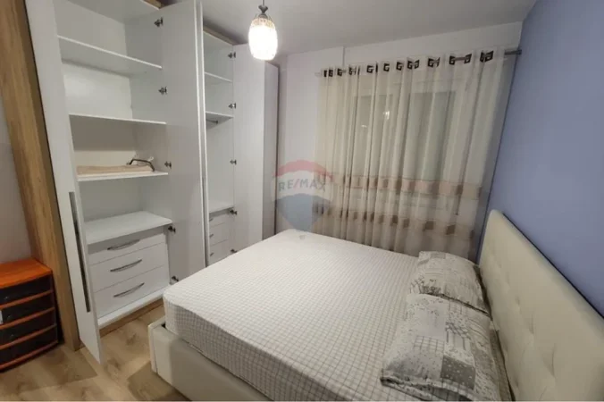 Tirane, jepet me qera apartament , 82 m² 680 € 