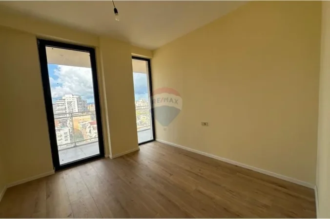 Tirane, jepet me qera , 600 € 
