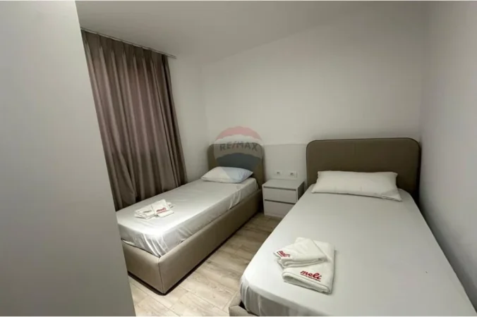Tirane, jepet me qera apartament , 50 m² 600 € 