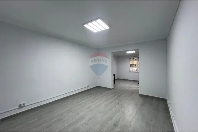 Tirane, jepet me qera apartament , 78 m² 800 € 