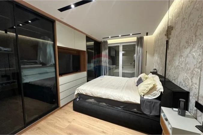 Tirane, jepet me qera apartament , 110 m² 1.400 € (Shallvaret)