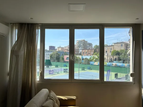 Tirane, jepet me qera apartament 1+1+Ballkon , 650 € 