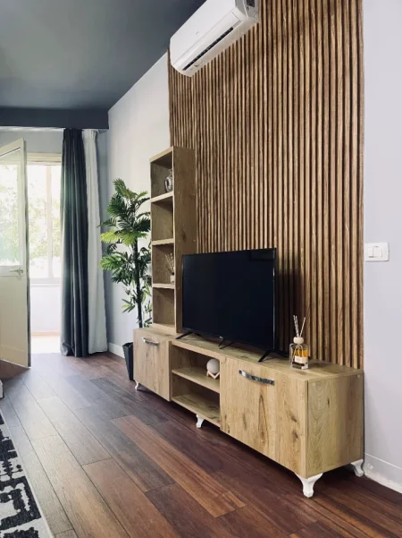 Tirane, jepet me qera apartament 2+1 Kati 1, 100 m² 650 € (Kopshti Botanik)
