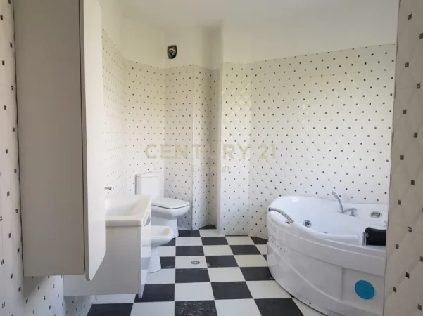 Tirane, shes apartament 3+1+Aneks+Ballkon Kati 2, 211 m² 330.000 € 