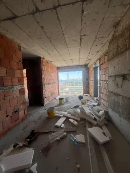 Tirane, shitet apartament 1+1 Kati 9, 64 m² 100.000 € (Procelan)