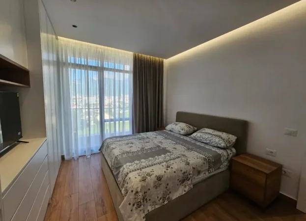 Tirane, jepet me qera apartament 1+1 Kati 6, 650 € (bulevardi i ri)