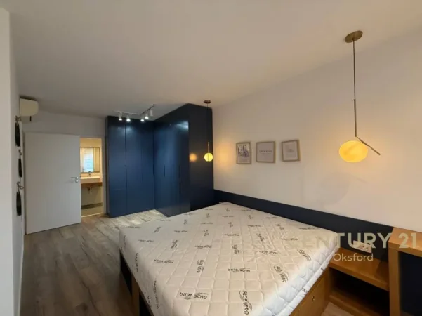 Tirane, jepet me qera apartament 2+1+Aneks+Ballkon Kati 11, 91 m² 950 € (Magneti)