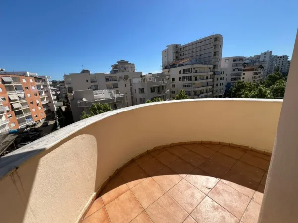Durres, shitet apartament 2+1+Ballkon Kati 4, 112 m² 125.000 € (Iliria Pavaresia Plazh)