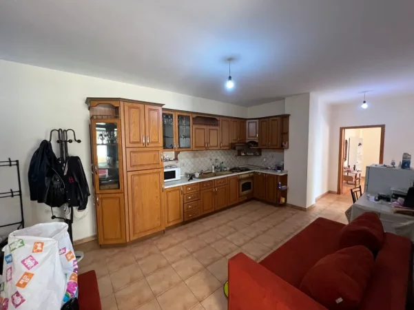 Durres, shitet apartament 2+1+Ballkon Kati 4, 112 m² 125.000 € (Iliria Pavaresia Plazh)