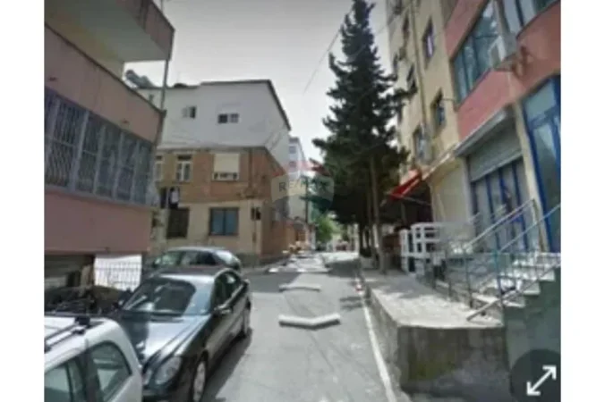 Tirane, jepet me qera ambjent biznesi Kati 0, 50 m² 40.000 € (Riza cerova)