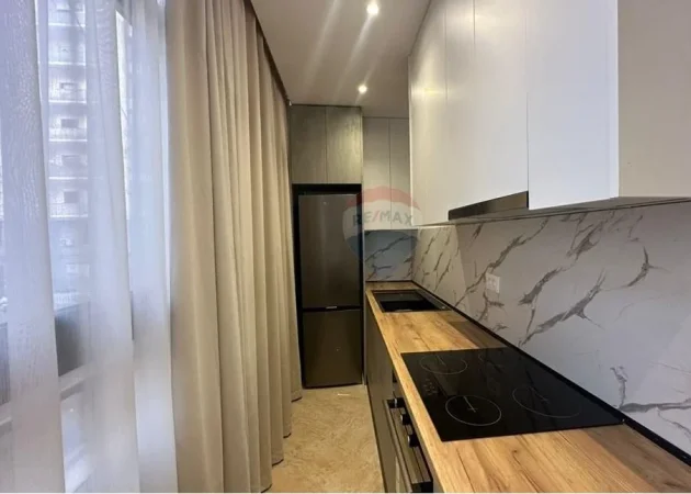 Tirane, shitet apartament 1+1 Kati 1, 53 m² 145.000 € (Komuna e Parisit)