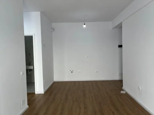 Tirane, shitet apartament 1+1 Kati 3, 62 m² 696.020.003 € (Fresku)