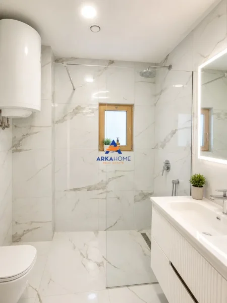 Tirane, shitet apartament 1+1+Ballkon Kati 1, 60 m² 178.947 € 
