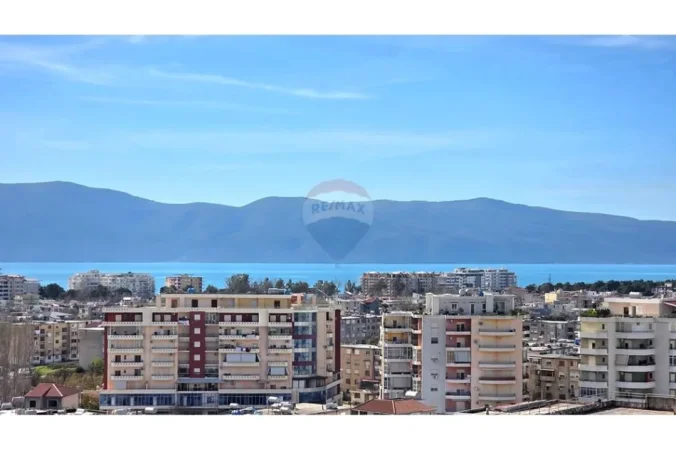 Vlore, shitet apartament 1+1+Ballkon Kati 12, 88 m² 114.400 € (Rruga Gjergj Kastrioti (Transballkanike), Vlorë)