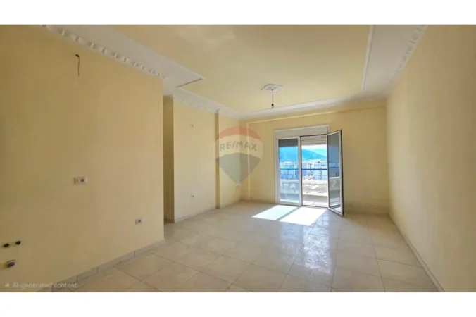 Vlore, shitet apartament 1+1+Ballkon Kati 12, 88 m² 114.400 € (Rruga Gjergj Kastrioti (Transballkanike), Vlorë)
