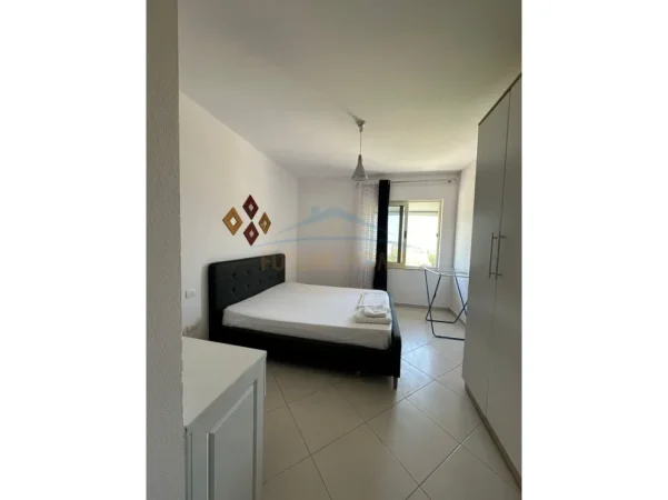 Tirane, shitet apartament 1+1 Kati 7, 54 m² 