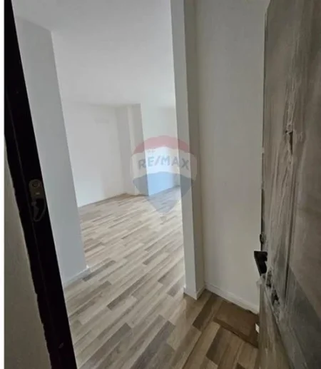 Tirane, shitet apartament 1+1 , 44 m² 92.000 € (shkolla e baletit ID: 530571006-7)