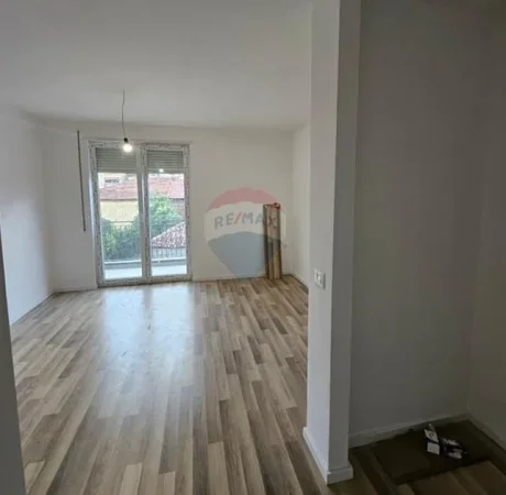 Tirane, shitet apartament 1+1 , 44 m² 92.000 € (shkolla e baletit ID: 530571006-7)